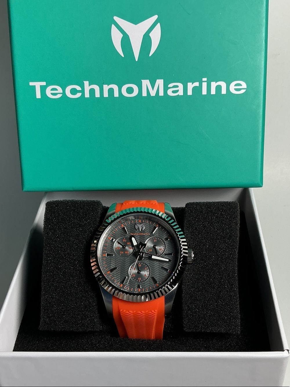Technomarine Men's Orange Silicone Strap Gray Dial Chronograph